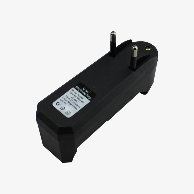 d9721ee1-a2f1-4cfa-86b4-3171ce6c8acd.jpg
