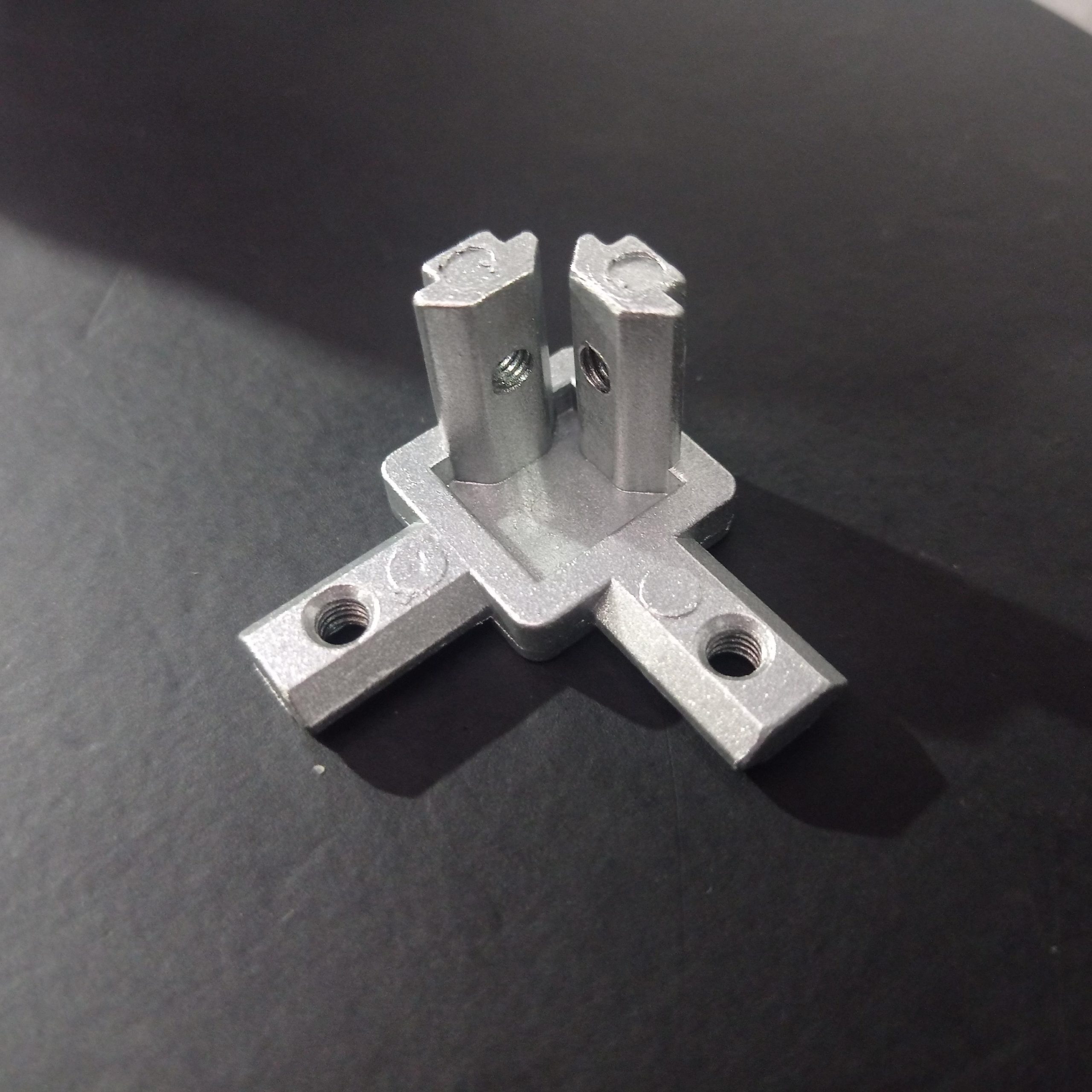 EasyMech 2020 Series 3-Way End Corner Bracket Connector With Grub -1 PCS