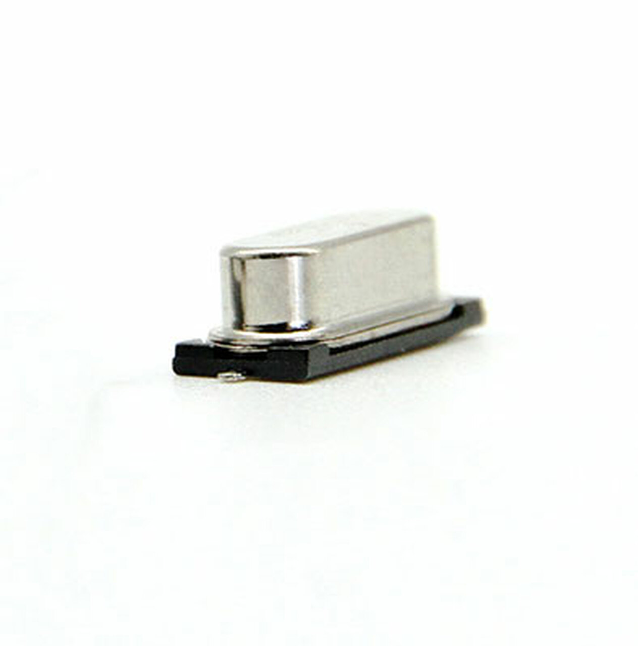 YXC – HC-49SMD 8.192MHZ 20PF 20PPM 2Pad SMD/SMT Quartz Crystal