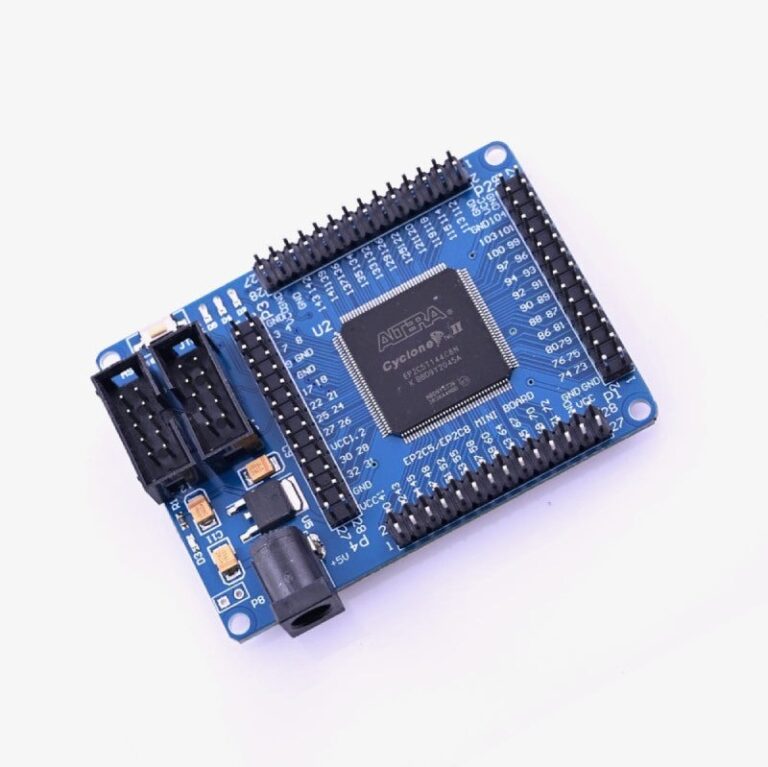 Robozar 16 ALTERA FPGA Cyclone II EP2C5T144 Development Board